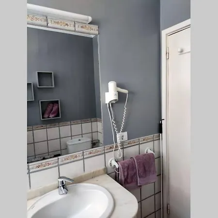 Apartment Dos & Prkn & Piscina Climatizada & Jardin - Casa Winslo