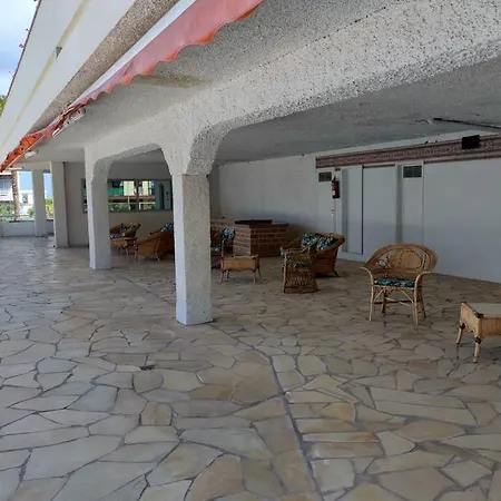 Apartment Dos & Prkn & Piscina Climatizada & Jardin - Casa Winslo