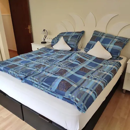 Apartmán Dos & Prkn & Piscina Climatizada & Jardin - Casa Winslo *