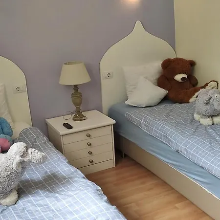 Dos Habitaciones&prkn&piscina Climatizada&jardín - Casa Winslo Apartamento *