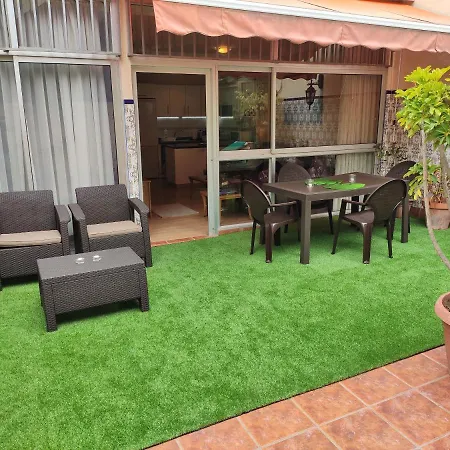 Dos & Prkn & Piscina Climatizada & Jardin - Casa Winslo Apartment *