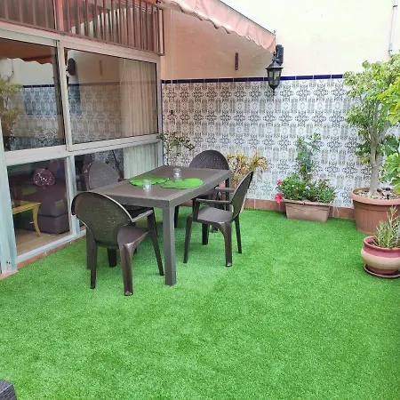 Dos & Prkn & Piscina Climatizada & Jardin - Casa Winslo Apartment *